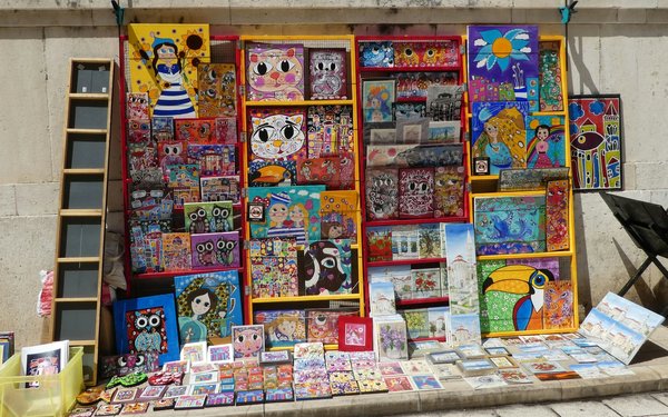 Quels sont les critères pour évaluer la valeur des tableaux Naruto ?